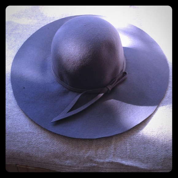 SOLD AS BUNDLE... 100% wool grey floppy hat