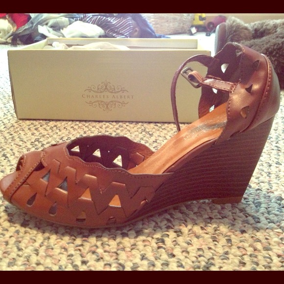 👠SOLD!👠