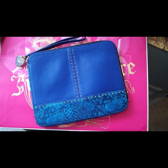 Juicy Couture Leather universal sleeve Clutch