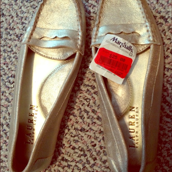 👠SOLD!👠