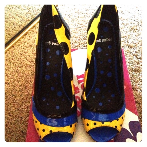 Not rated polka dots heels size 7 1/2