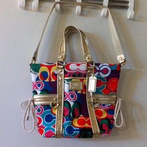 💢SOLD💢 Authentic! RARE Coach Daisy Poppy C