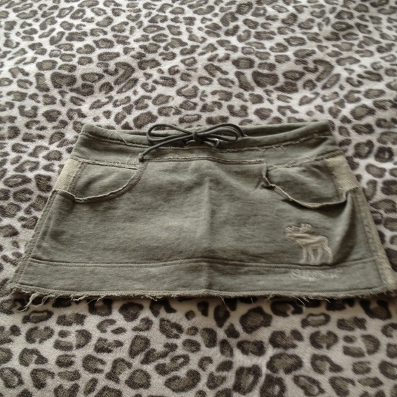 Skirt. ⭐⭐TRADE⭐⭐@emilykingxoxo