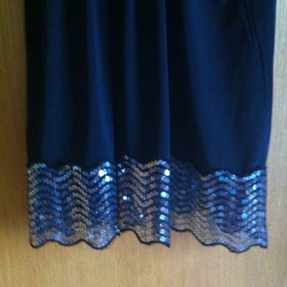 Sold in bundle - Picture 2 of 3