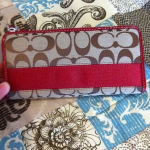 Authentic! New Coach wallet