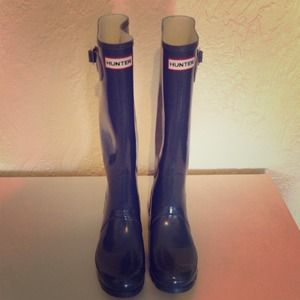 Hunter Boots - Hunter Original Gloss Rain Boots in Grey Size 8 Hunter Boots - Hunter Original Gloss Rain Boots in Grey Size 8
