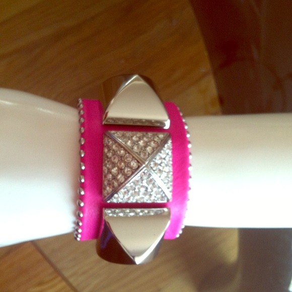 Juicy couture cuff!