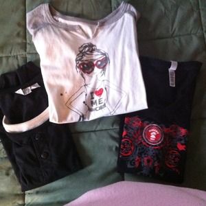 3 shirts 2 lrg and black Tshirt is med