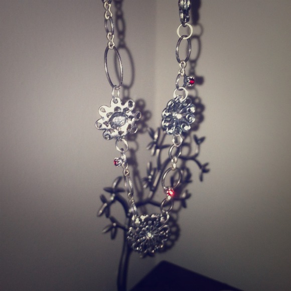 ❗SOLD in Bundle for @Venateach48❗Bass necklace