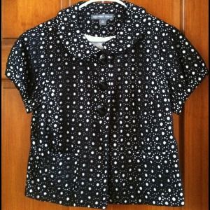 Josephine Chaus 3-button, short sleeve jacket.