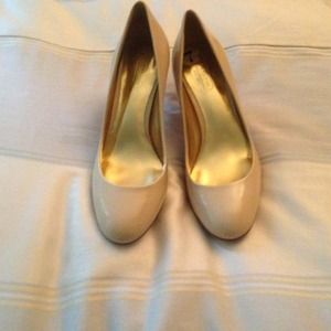 Authentic Coach Salma Nude Pumps Sz 7
