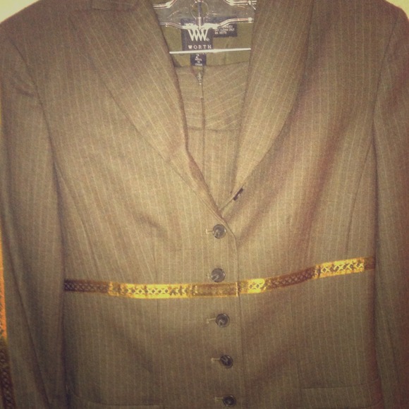 Designer Worth Suit wool blazer and pants