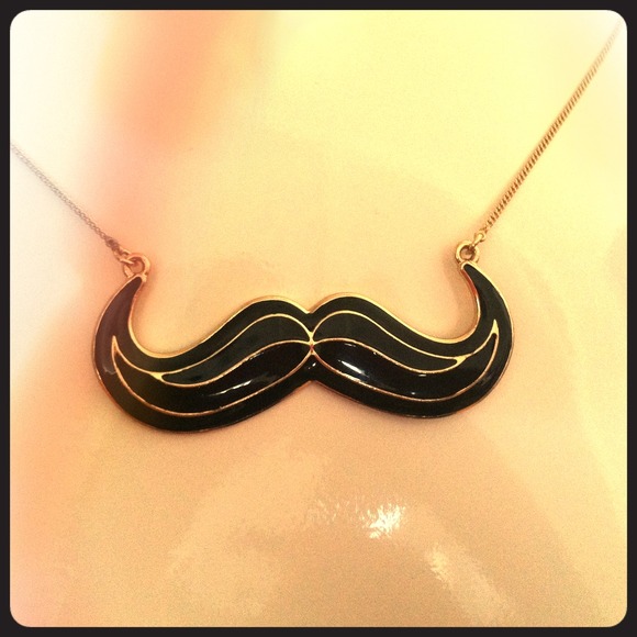 Mustache necklace!