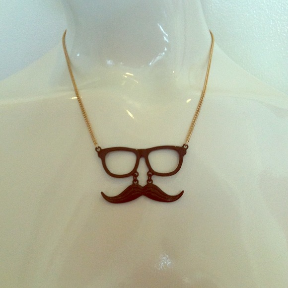 Mustache w glasses necklace!
