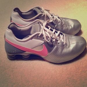 Nike Shox!!