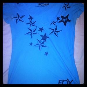❌Selling❌ Fox blue v-neck😍