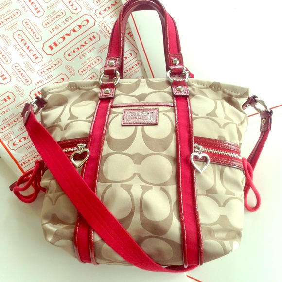 Authentic NEW Coach Tote **Sold***