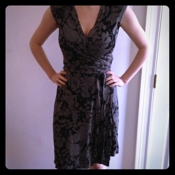 Floral printed wrap dress