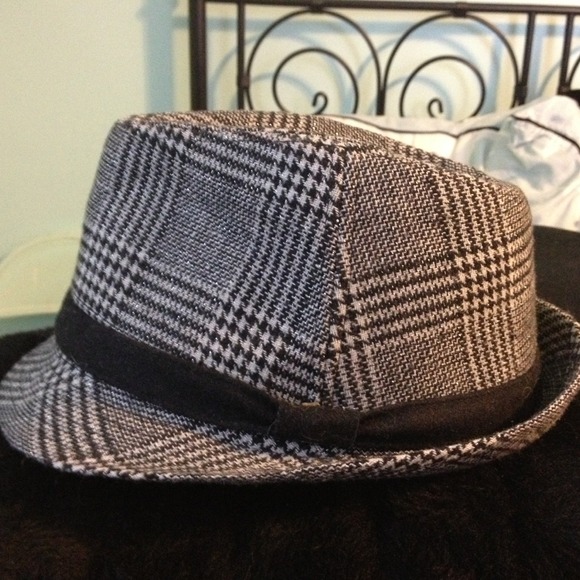 Plaid Kirra fedora - Picture 1 of 3