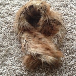 H&m faux fur scarf