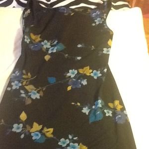 Cocktail dress, open hole in the back