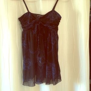 Express sheer top with removable straps