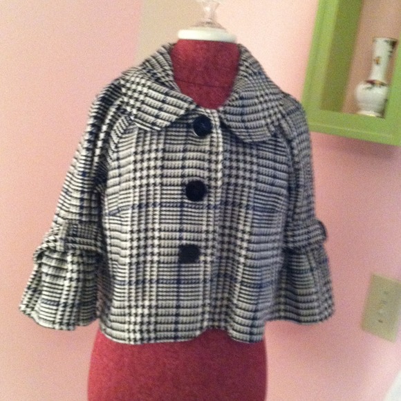 Blue and Black Houndstooth Cropped Peacoat