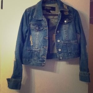 Distressed light wash jean jacket