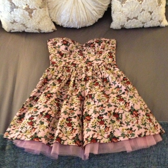 Pink floral strapless dress