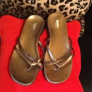 Sandals bronze