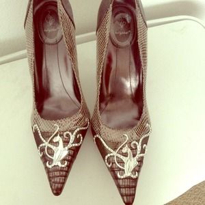 Gray baby phath size 8