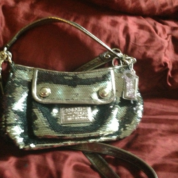 Coach silver sequined small bag - Picture 2 of 4