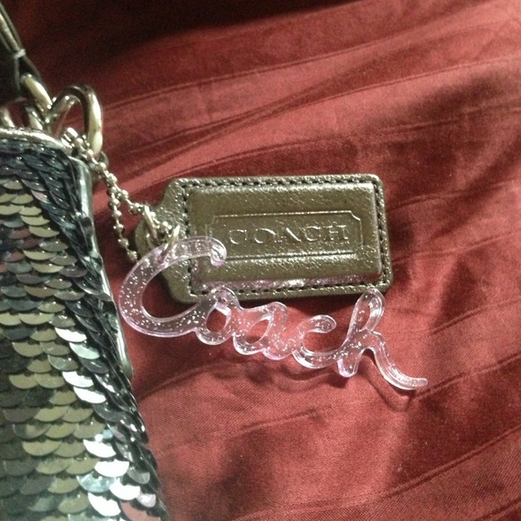 Coach silver sequined small bag - Picture 4 of 4
