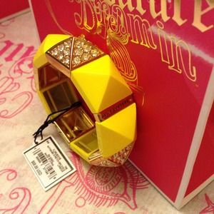 Reserved...Juicy Couture Stretch Bracelet(Ylw/god)