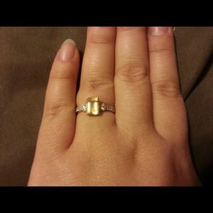 Reserved @dani2013 November birthstone ring