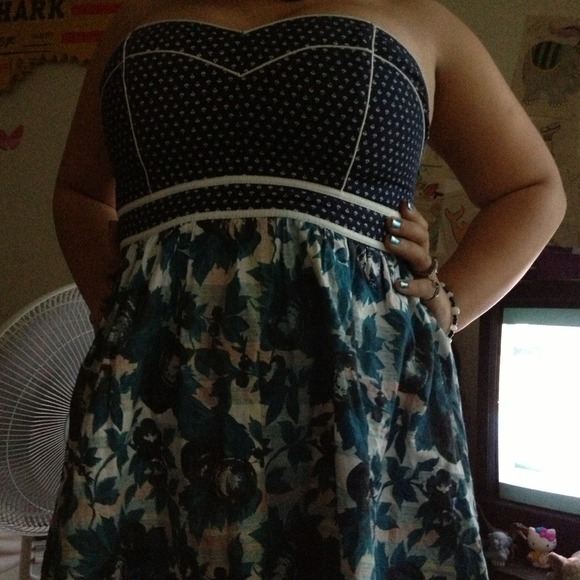 Navy blue floral dress sweetheart cut - Picture 1 of 3