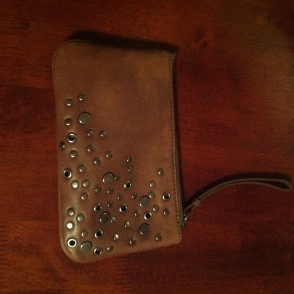 Taupe wallet