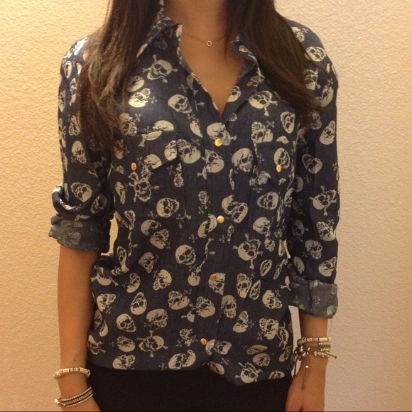 Tops - Skull Print Chambray Top