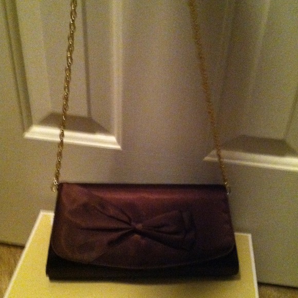 Clutch - Picture 2 of 2