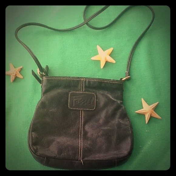 TRADED***Fossil cross body bag!