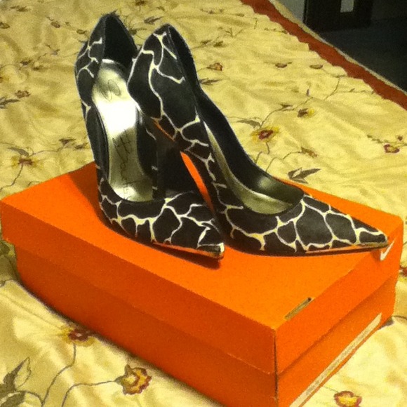 Animal print  SE Boutique heels