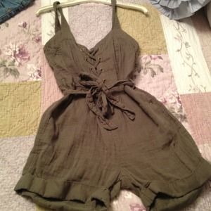 Olive green romper with pockets