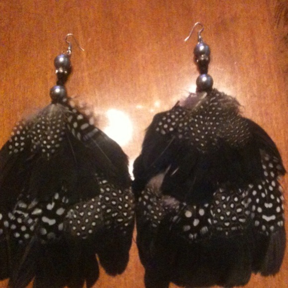 Earrings - Picture 4 of 4