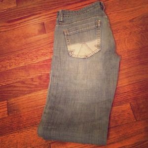 American Eagle Light Wash Jeans