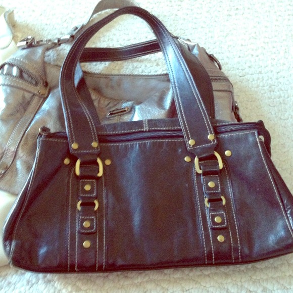 Apt 9 black leather purse
