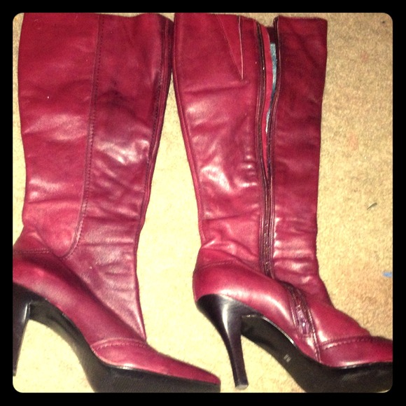 ❌Leather boots❌ sold
