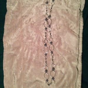 Lia Sophia long necklace 🌟 **final reduction**🌟
