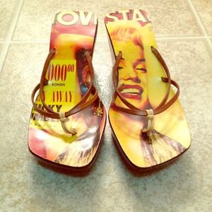Reduced! Marilyn Monroe wedges