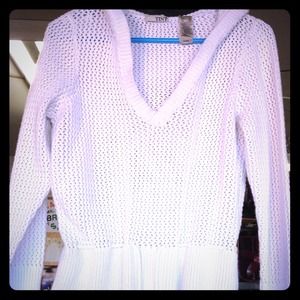 Reserved -White sweater with hood◾◽