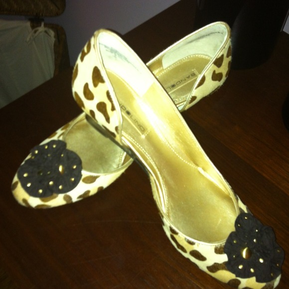 bandolino Shoes - Cute leopard print wedges